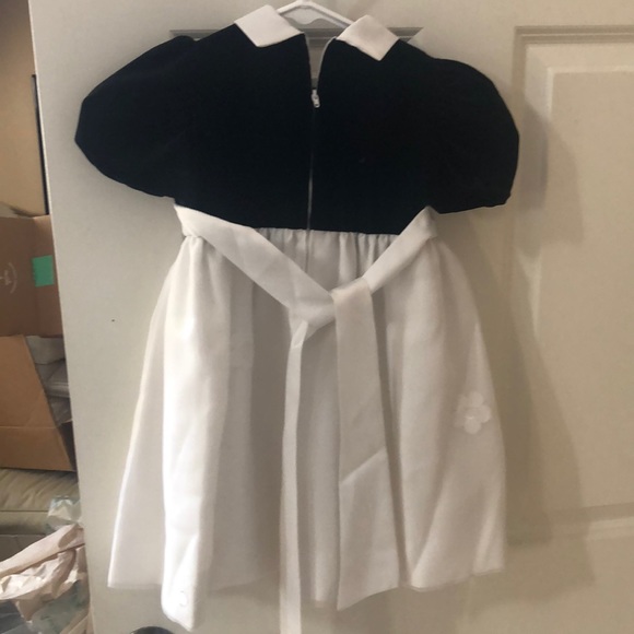 Florence Eiseman Black Velvet and White dress - Picture 2 of 3